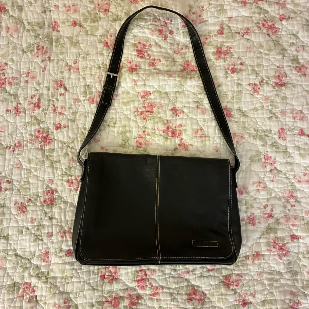 Unisex Black Leather Messenger Bag /Classic Shoulder Bag
